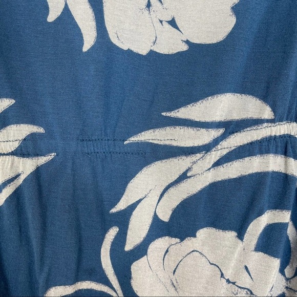 Anthro Ric Rac Button Detail Tank small - Picture 8 of 11